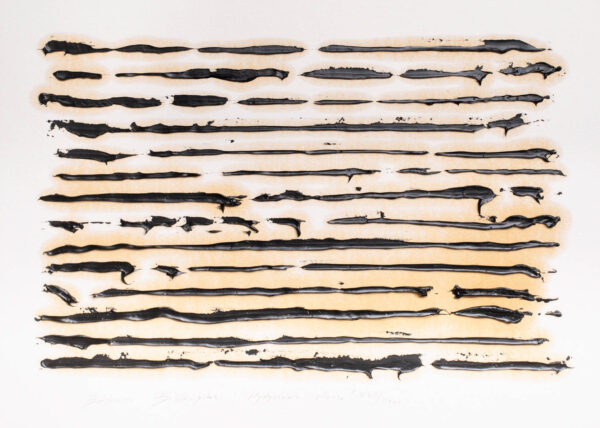 Papier z poziomymi, czarnymi liniami z farby olejnej