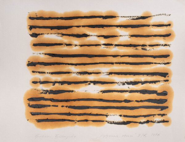 Papier z poziomymi, czarnymi liniami z farby olejnej